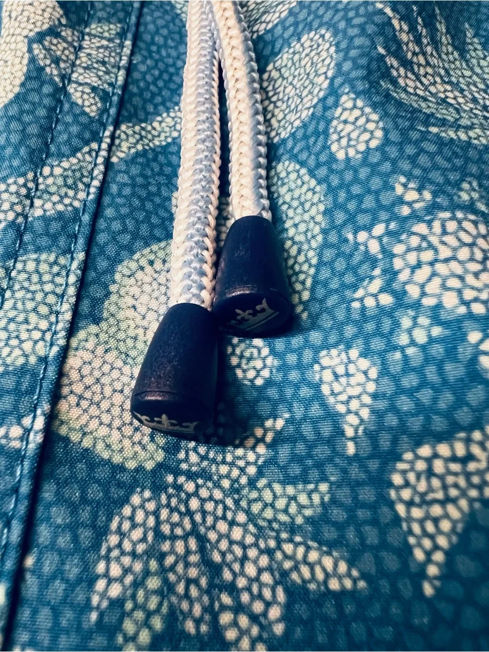 Peter Millar Men’s Saltwater Spirits Blue & White Swim Trunks Size XL
